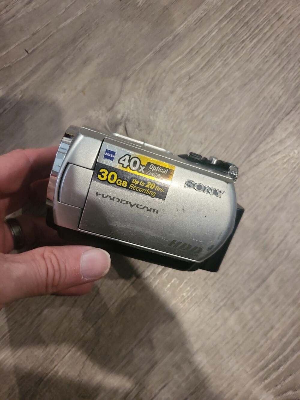 Sony Handycam DCR-SR40 Digital Video Camcorder HDD Silver Untested
